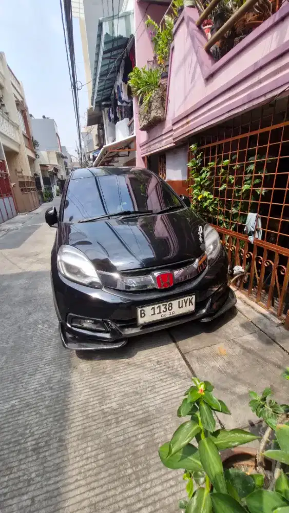 Honda Mobilio 2015 E/CVT matic