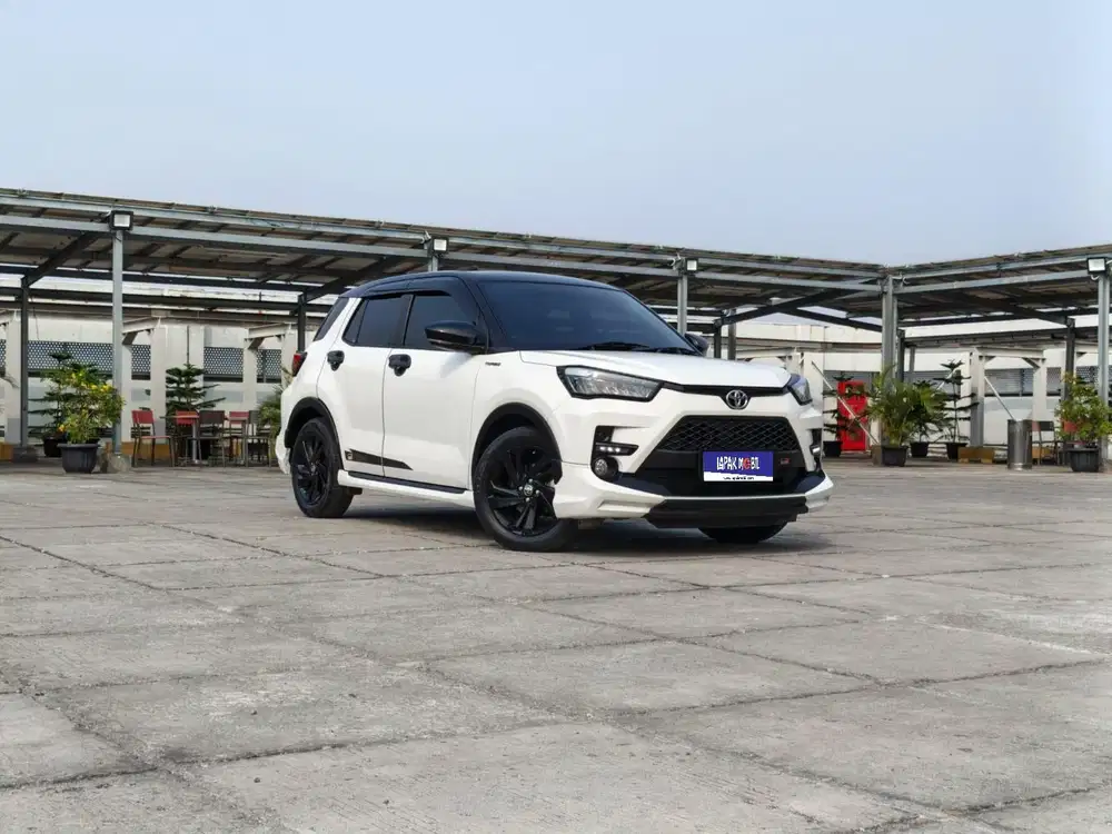 Toyota Raize 1.0 GR Sport Turbo 2023 Km 33rb Tangan 1