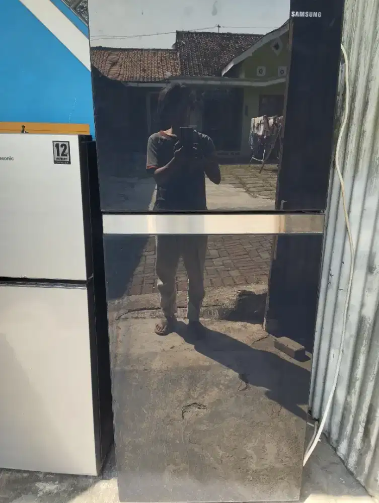Kulkas jumbo Samsung GARANSI