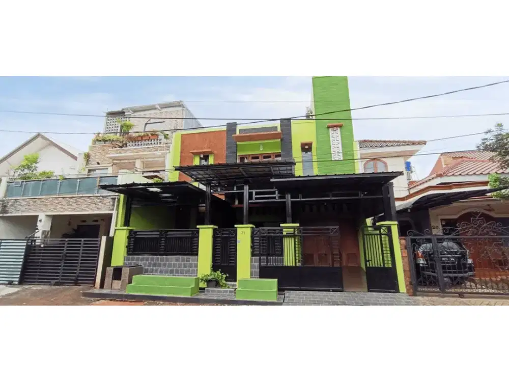 Y242 Rumah di Komplek Elit Kav Marinir Pondok Kelapa Jakarta Timur