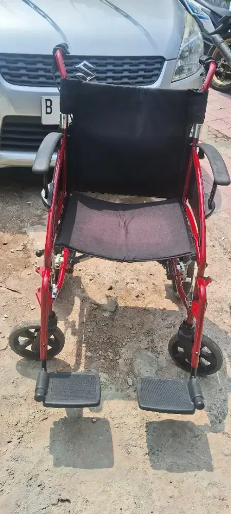 KURSI RODA MERK NOVA