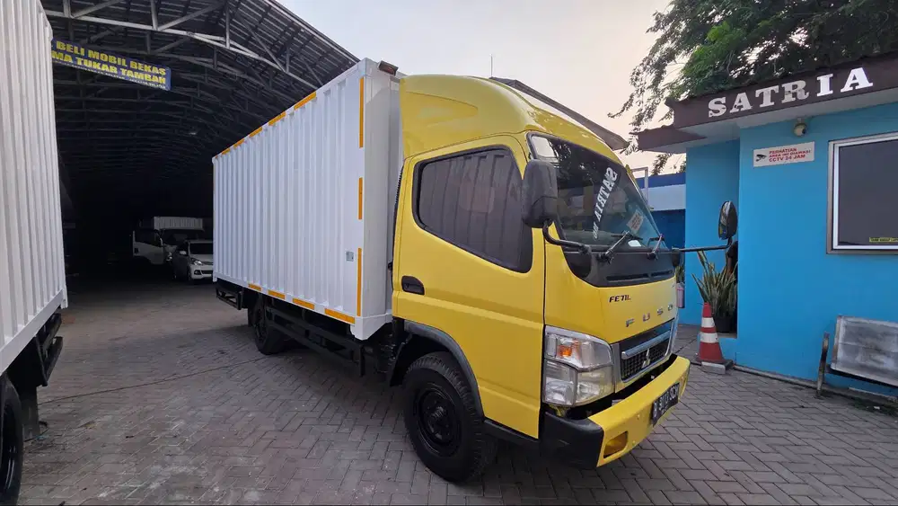 Mitsubishi Colt Diesel FE 71 Long E4 110PS 4R + Box Besi Jumbo - 2022