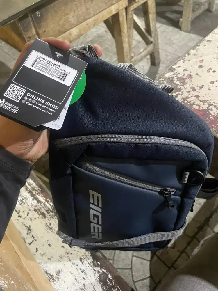 Tas selempang eiger baru
