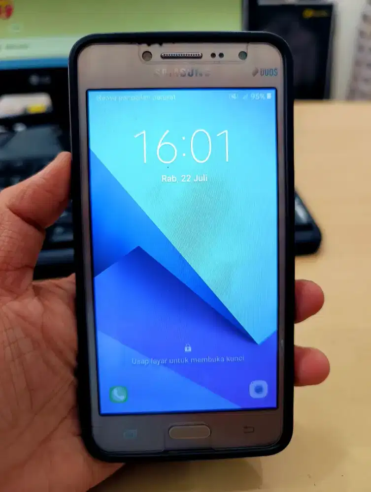 Dijual Hp samsung J2 2016