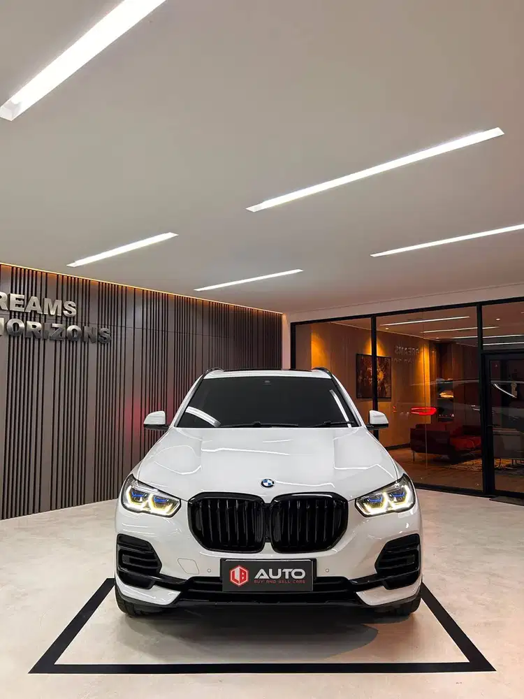 BMW X5 XDrive40i 7-Seater AT 2023 Putih Km24rb B2637BJF