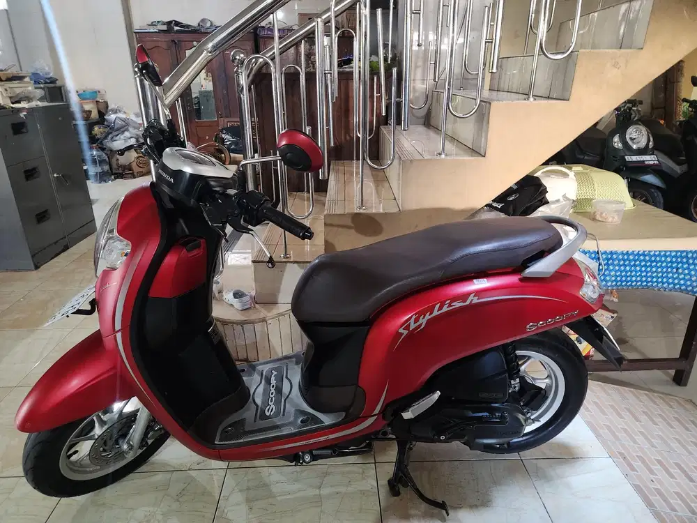 Scoopy merah doff 2020 Gbm kredit / tunai