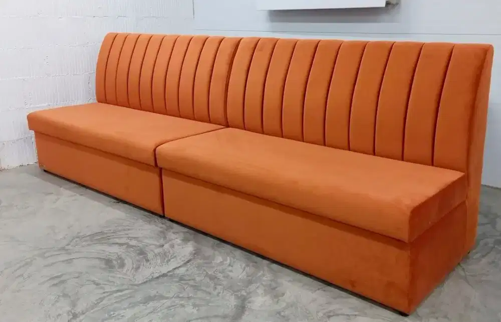 Sofa kafe minimalis