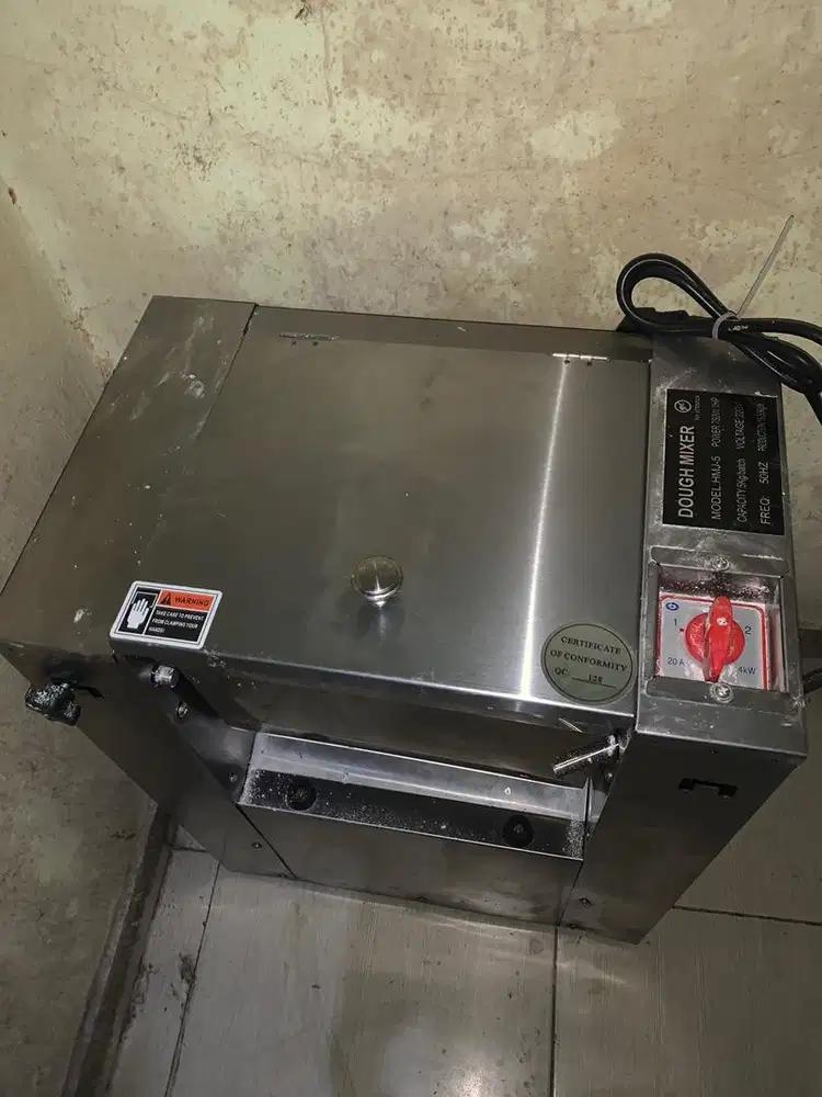 Itsumo dough maker Mesin pembuat pengaduk adonan