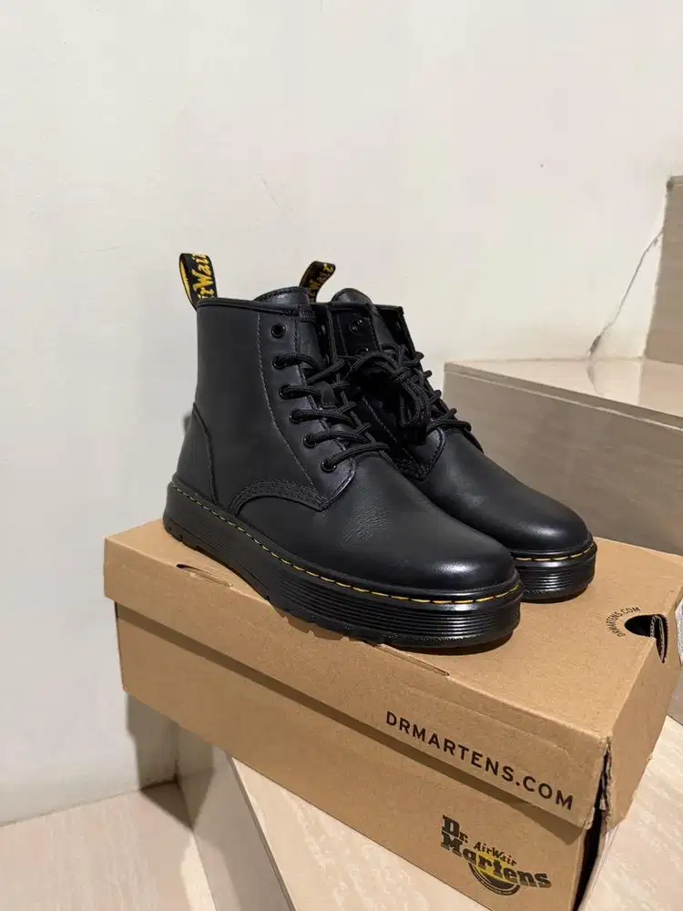 Sepatu Docmart Special Edition