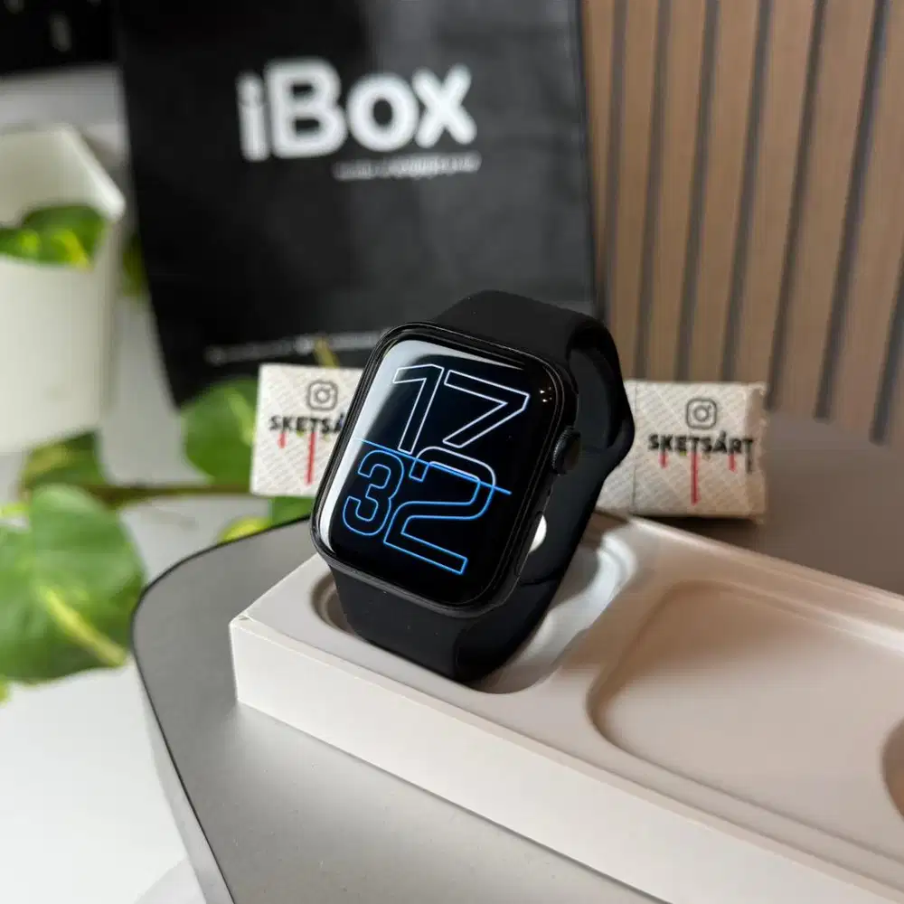 Apple Watch Series SE Gen 2 44mm Black iwatch Mulus