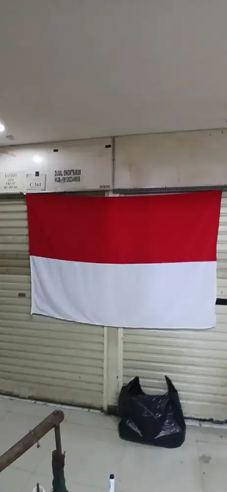 Bendera merah putih umbul2 beground dinding