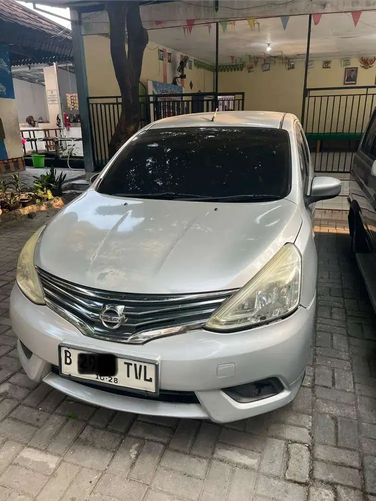 Nissan Livina 2013 Bensin