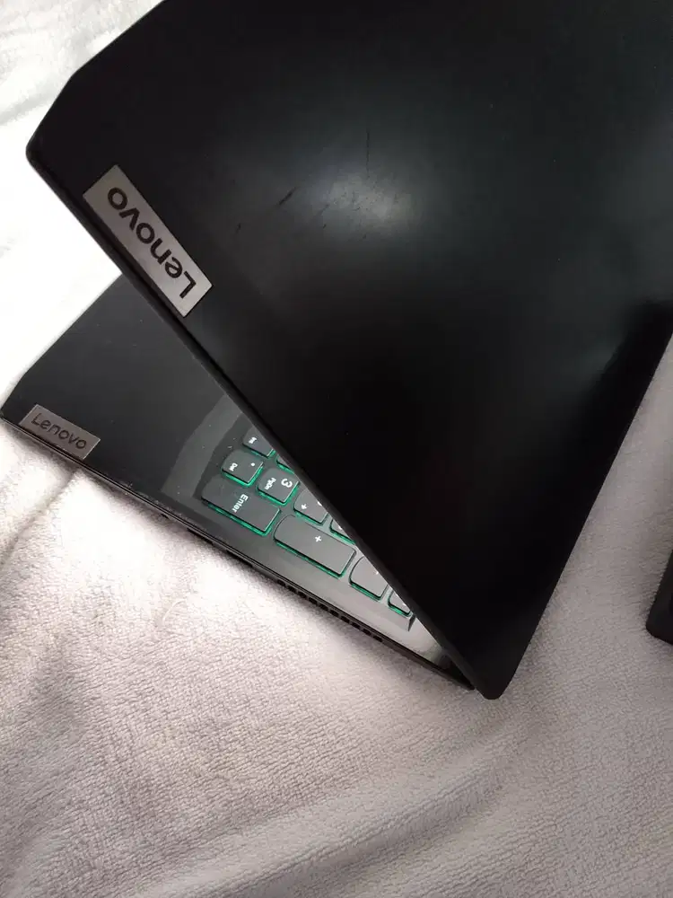 Dijual: Lenovo IdeaPad Gaming 3 (RTX 3060) 2022 (Desain/Render/Gaming)