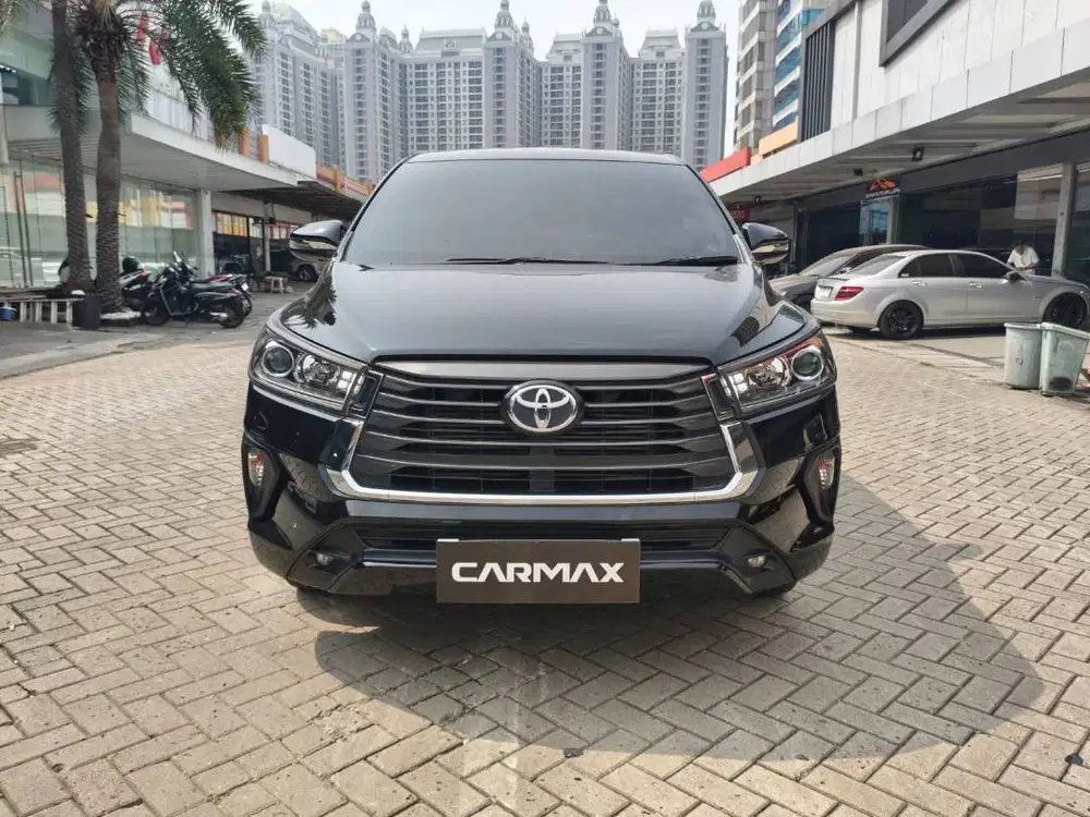 Toyota Innova Reborn 2021 2.4 V Solar/V MT Bensin/2022/Hybrid
