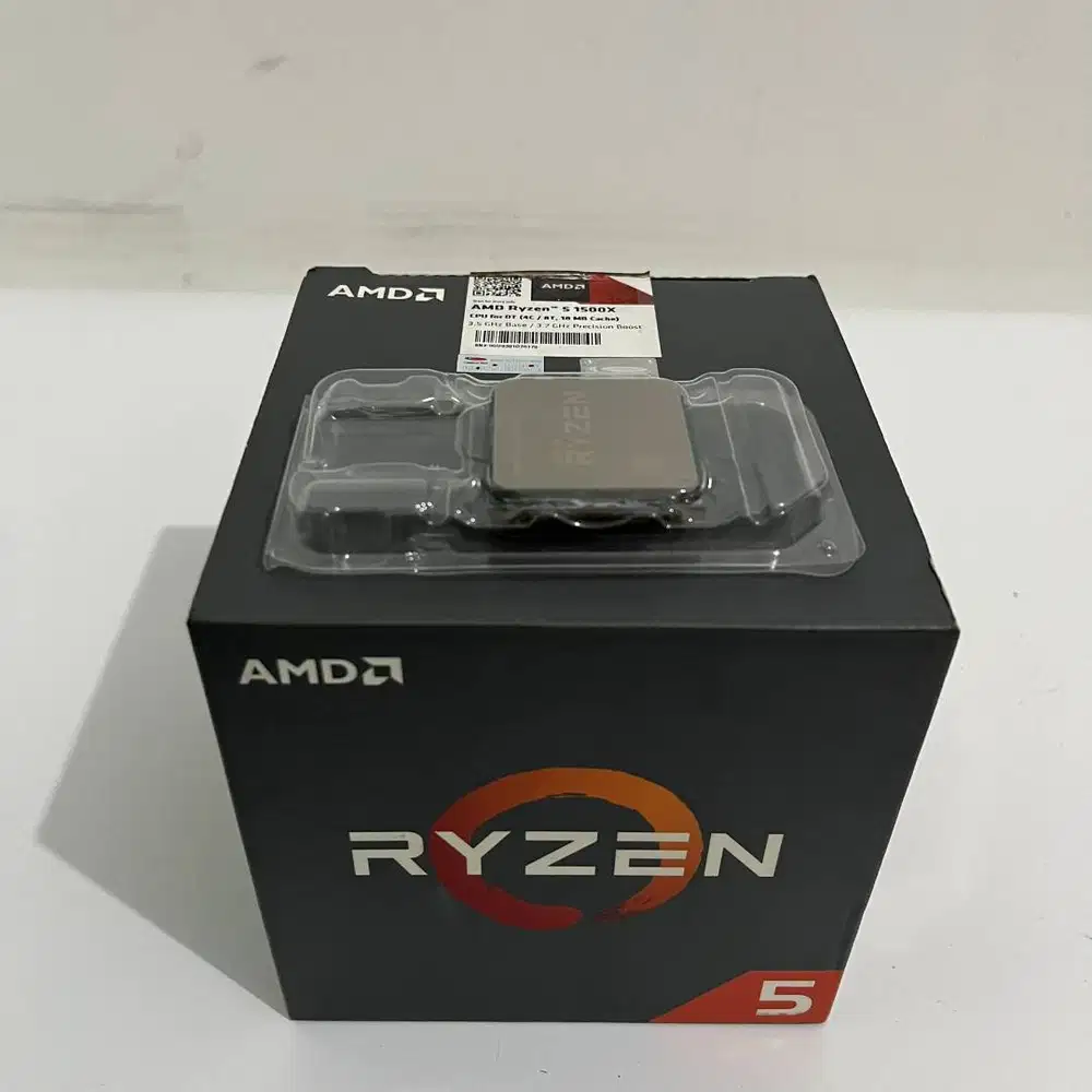 AMD Ryzen 5 1500X (Socket AM4) Plus Cooler Bawaan