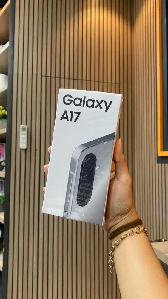 samsung galaxy a17