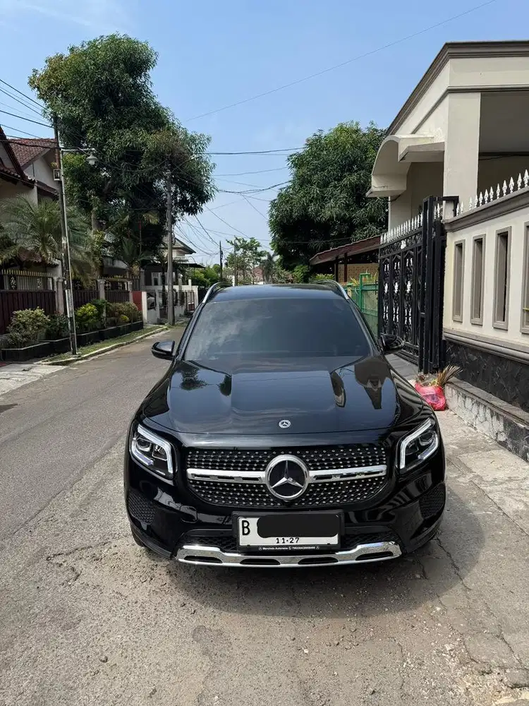 Mercedes benz GLB 200 seven seater