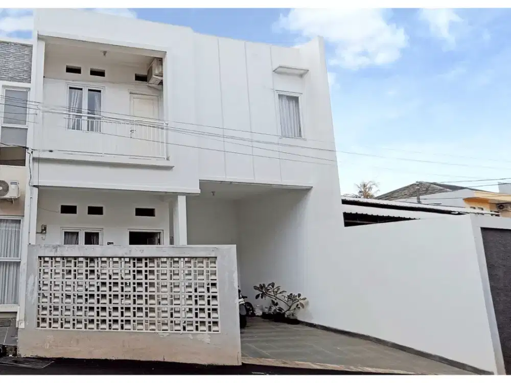Z49 Rumah Bagus Full Furnished Cluster Batu Ampar Condet Jakarta Timur