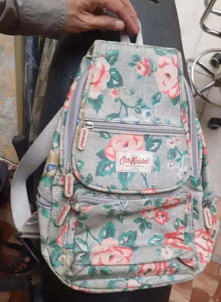 Tas Cewe Size kecil preloved