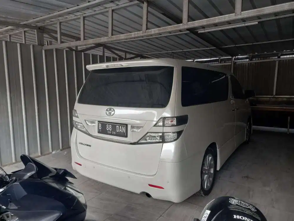 Dijual Toyota Vellfire Z 2010 (Putih Istimewa)