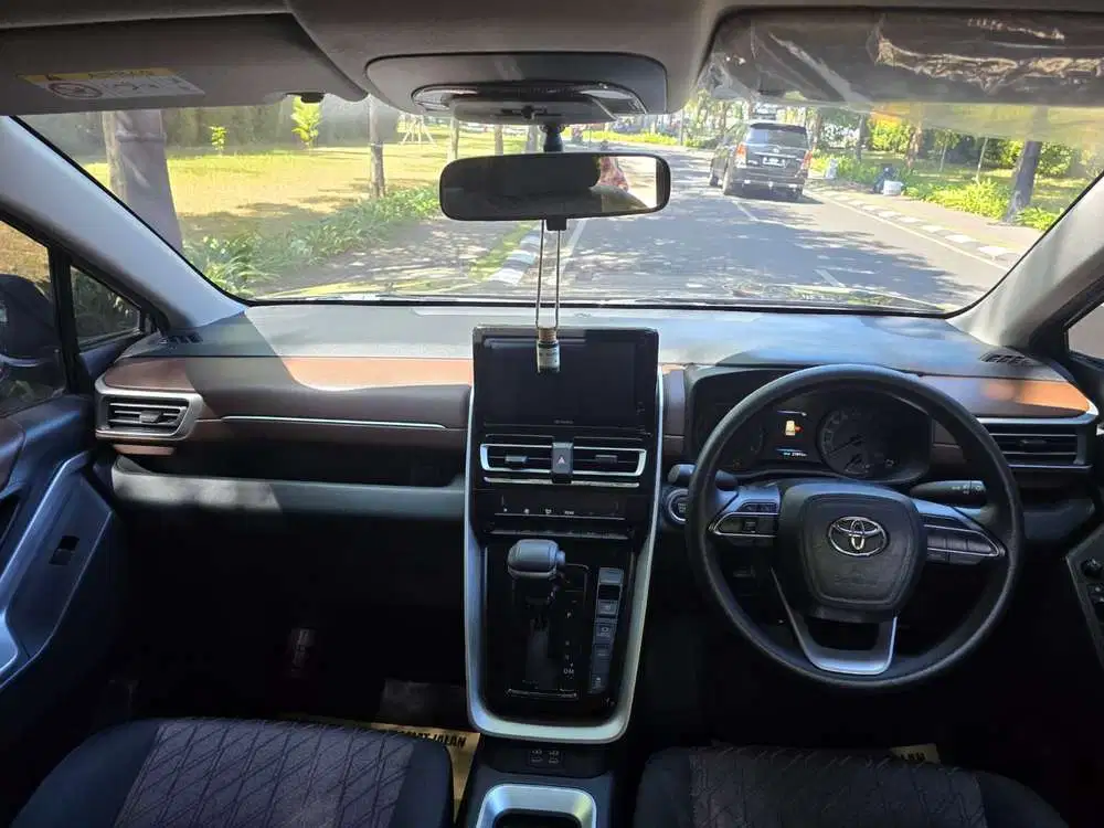 Toyota Kijang Innova 2023 Bensin