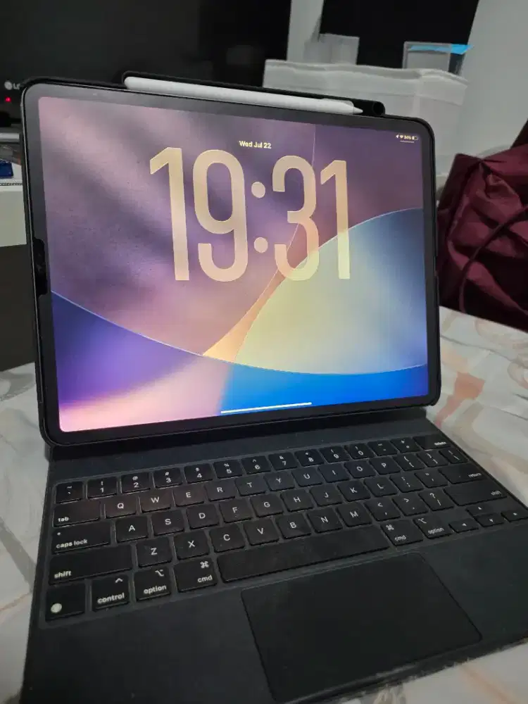 PAKET iPad Pro 12.9 inch, Apple Pencil and Magic Keyboard