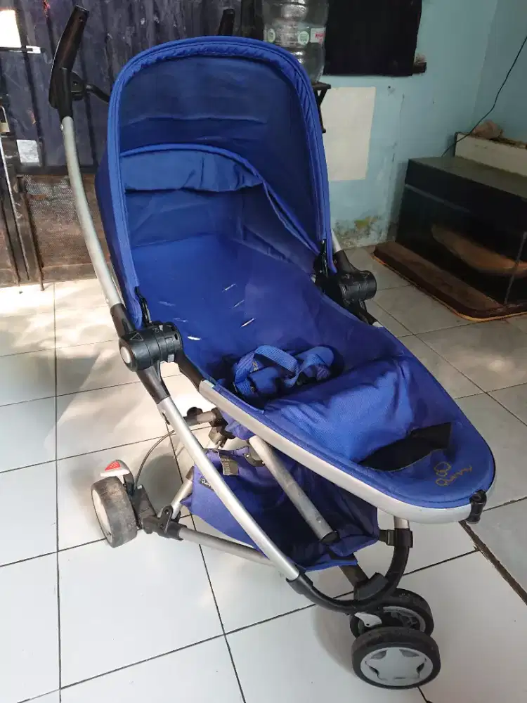 Stroller bayi merek quinny zapp