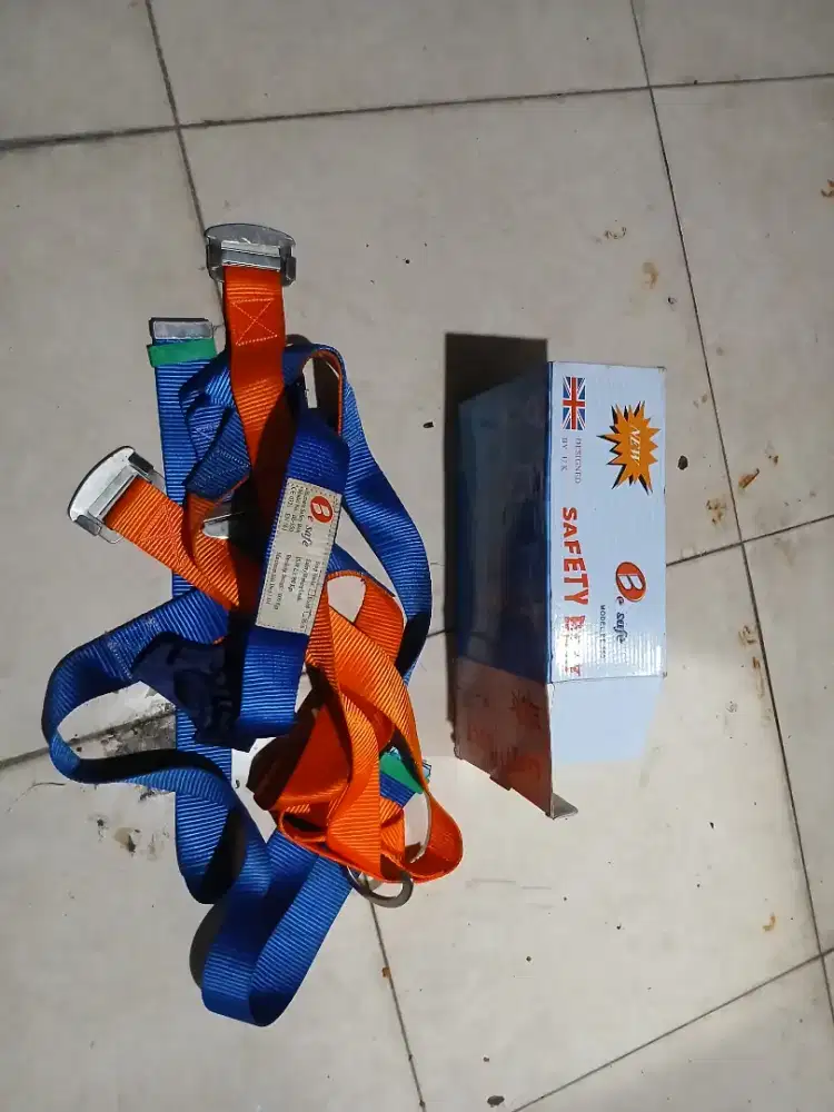 Di jual Body harness Safety belt merek Be safe bekas pemakaian kantor