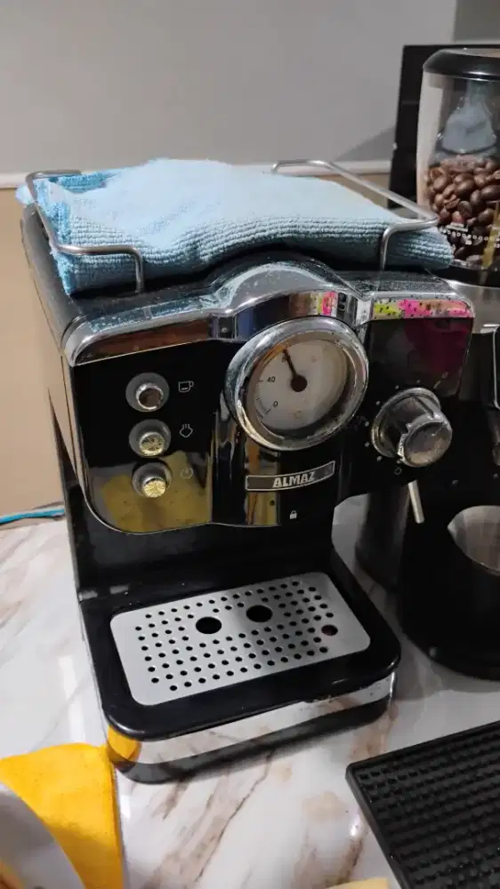 Mesin kopi espresso Almaz ACM5033