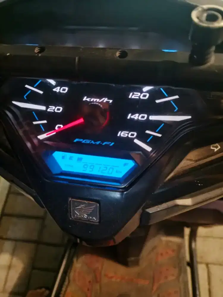 DIJUAL VARIO 150 OLD 2016 ISTIMEWA