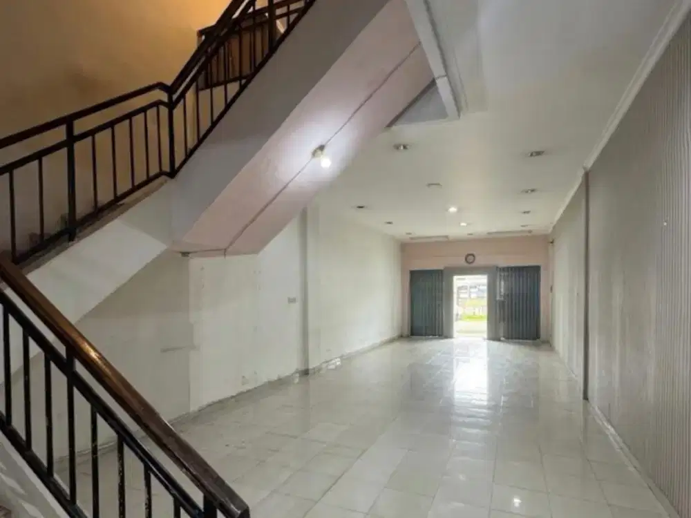 Di Jual Ruko 3 Lantai di Jl Utama Gading Serpong, Tangerang