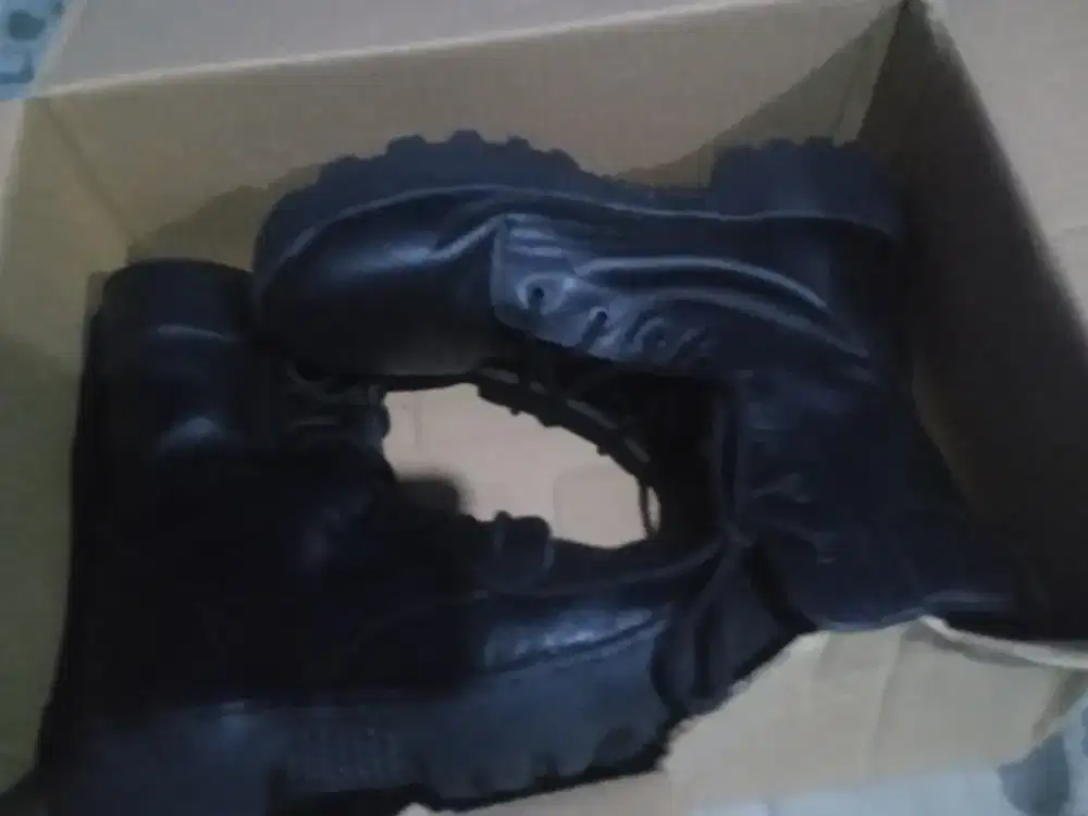 SEPATU SATPAM NO 40 .BARU