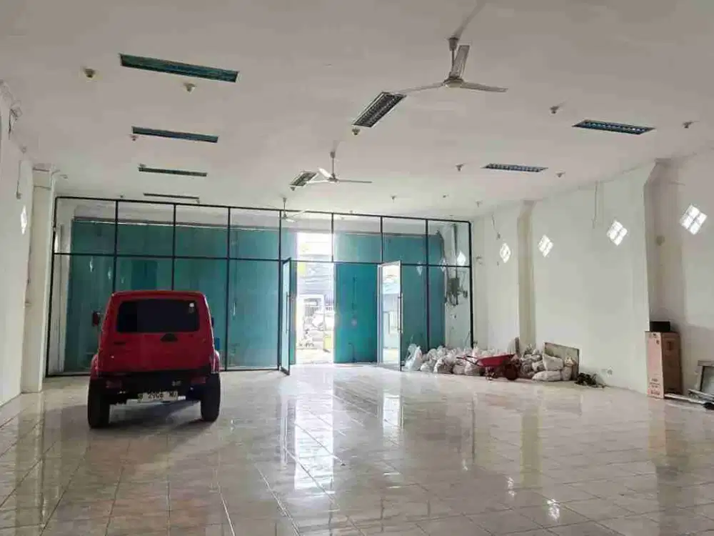 Di Sewakan Tempat Usaha di Jalan Sultan Agung Bekasi Barat