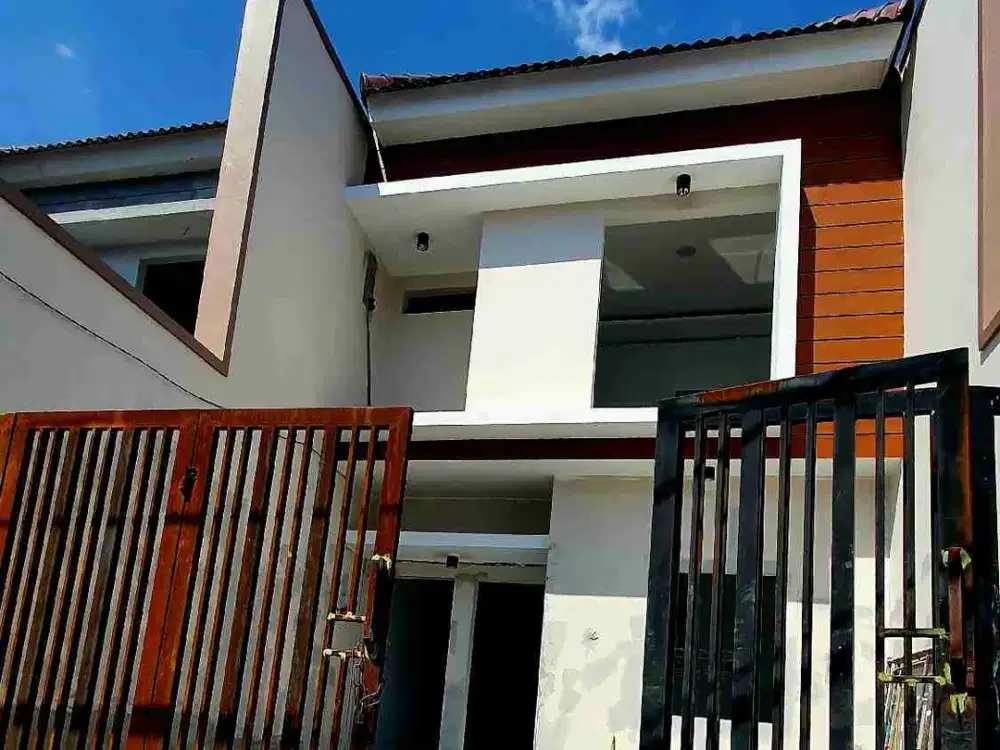 DIJUAL RUMAH BARU DARMO HARAPAN INDAH