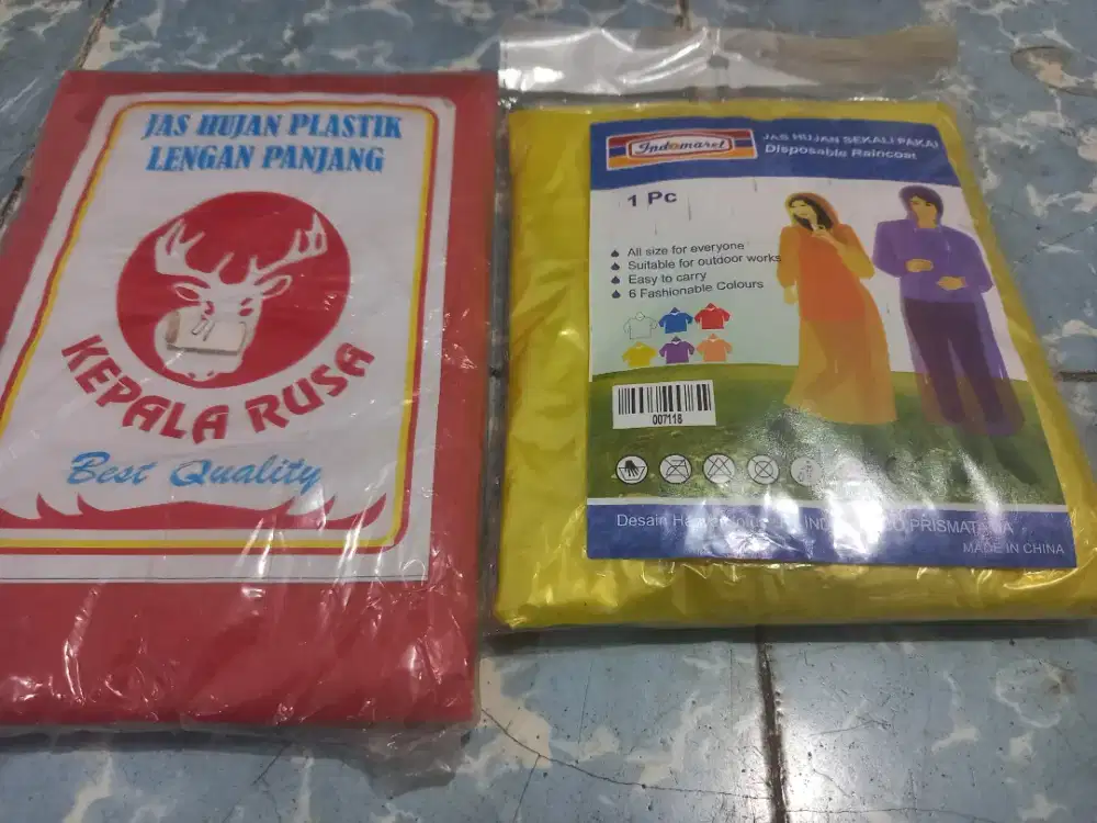 Mantel hujan plastk