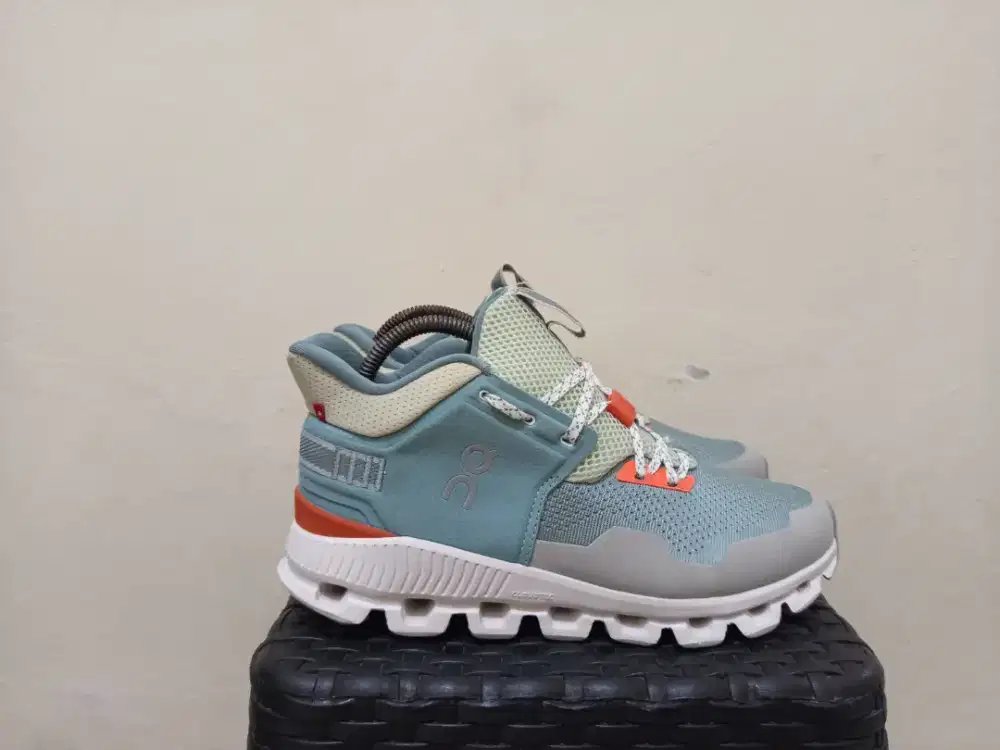 OC (OnCloudtec) Cloudlite High •Preloved,Second,Thrift•