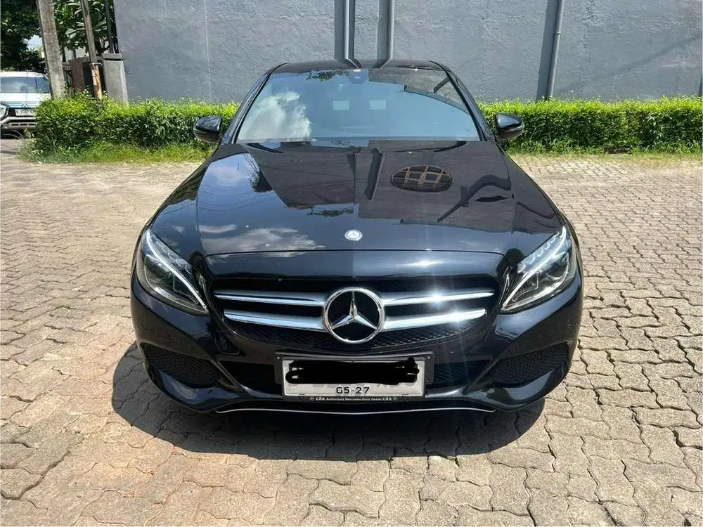 Mercedes-Benz C200 2016 Bensin