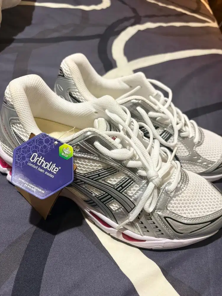 Sepatu asics gel kayano 14 (ga jadi pakai)
