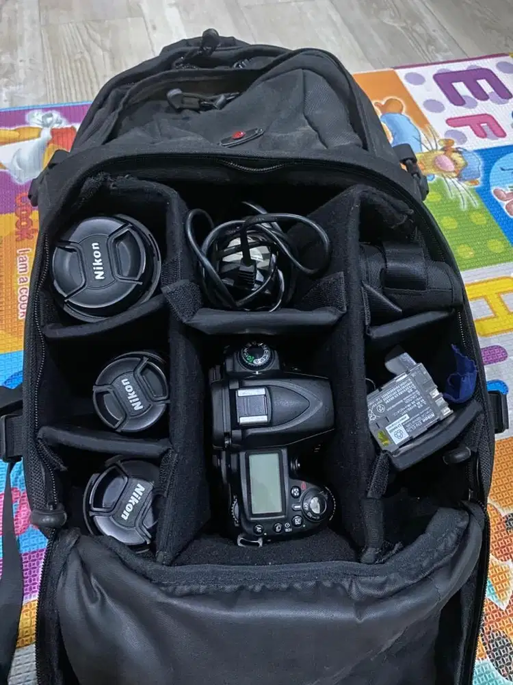 Kamera nikon D 90 plus lensa