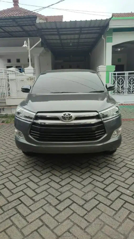 Innova reborn disel 2019 v matic..terawat..Tangan pertama .. Mulus.