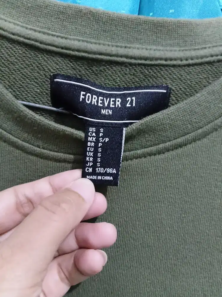 Baju atasan wanita