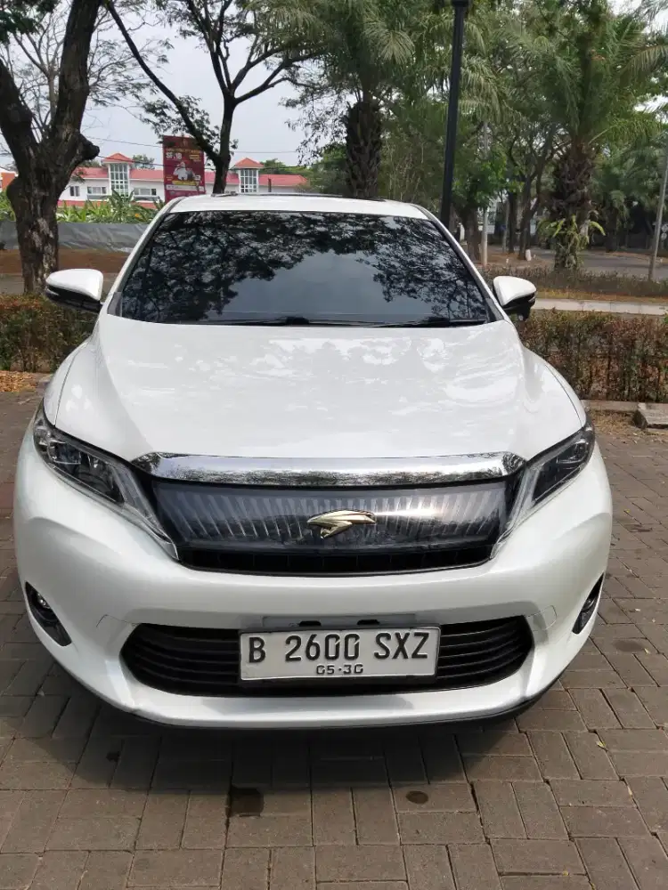 Toyota Harrier 2.0 th 2015