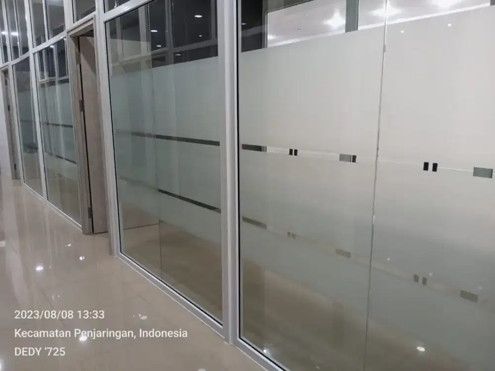 JASA PASANG STICKER KACA FILM SUNBLAST KACA FILM SANBLAST