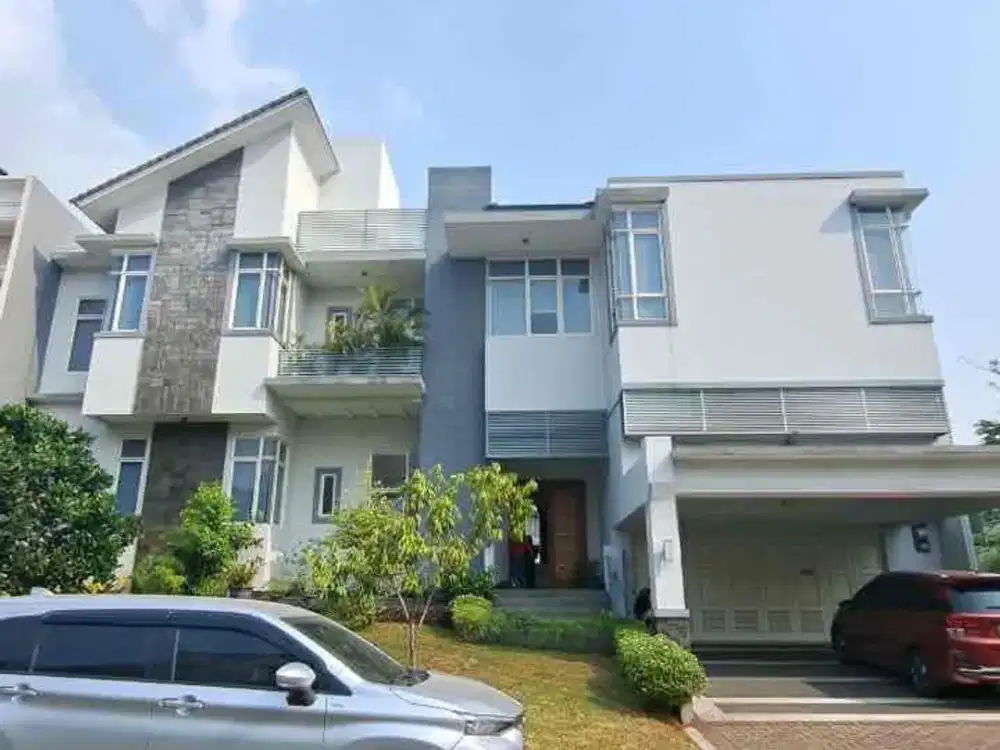 Rumah Mewah Asri lingkungan Hijau Nyaman di Taman Telaga Golf BSD