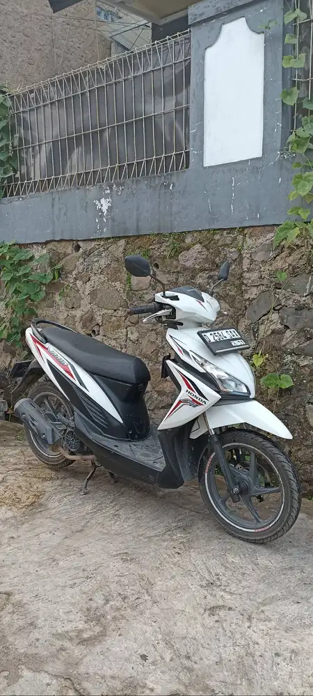 HONDA VARIO 110 F1 2016 PUTIH JARANG DIPAKAI