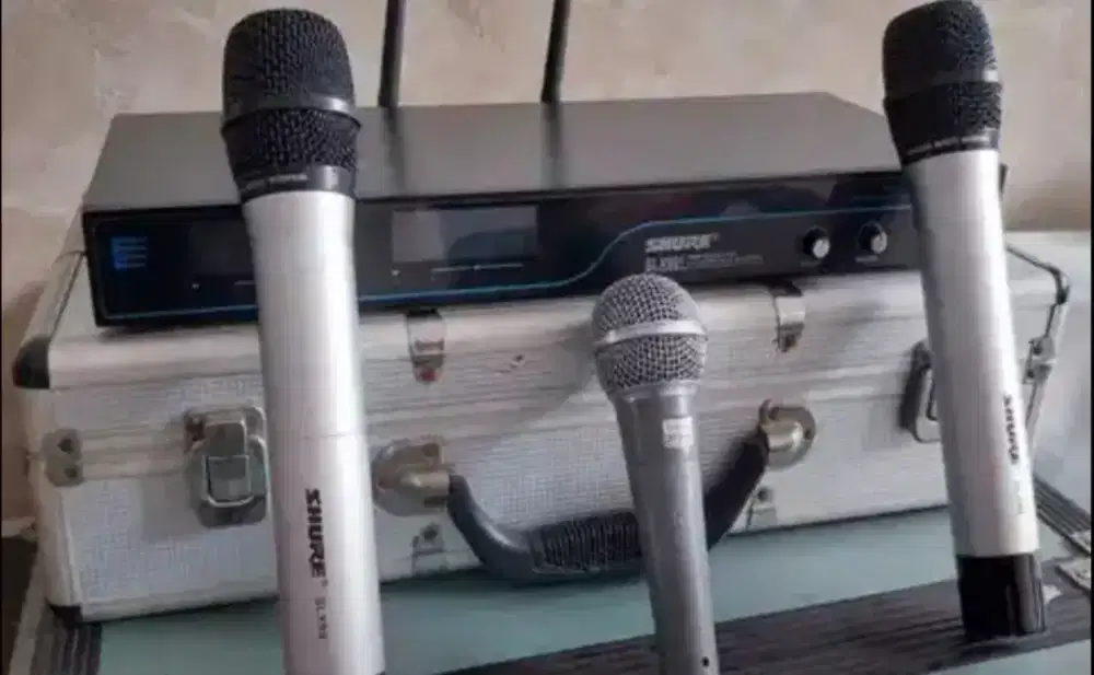 Dijual cepat 1 Unit Mic Shure 58A dengan kabel