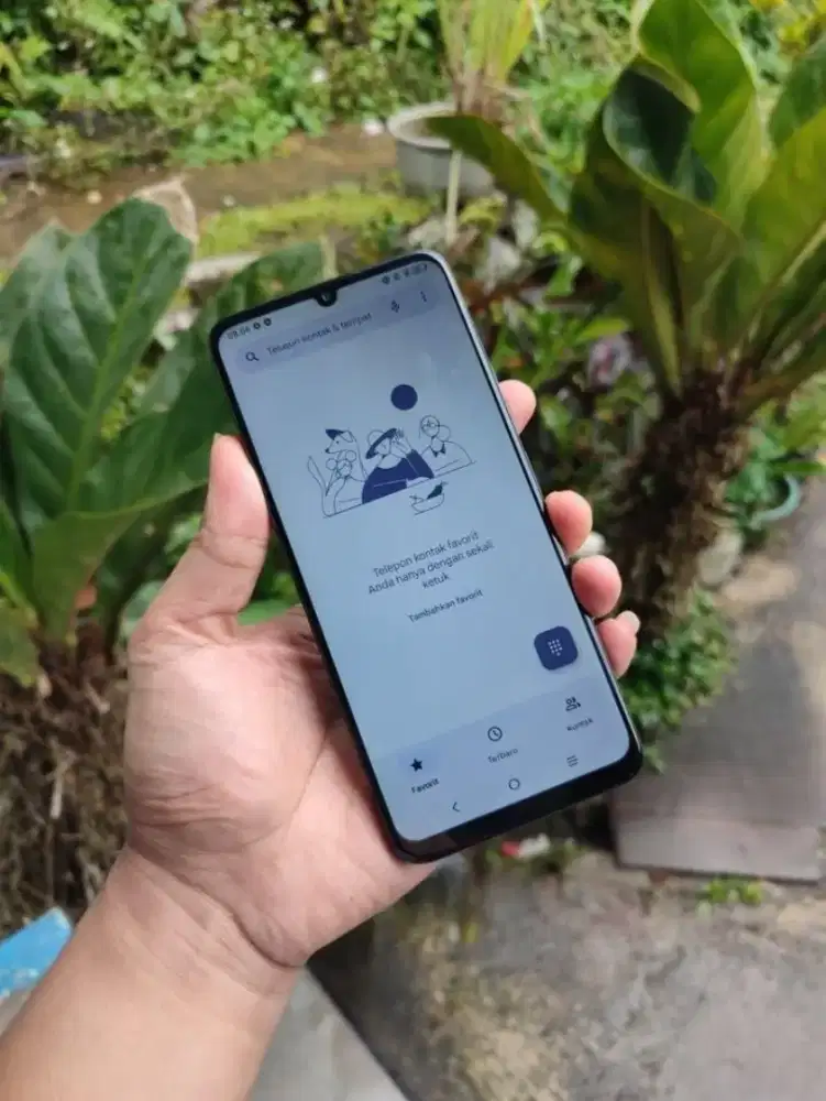 Sharp aquos v7+ nfc 6/256 gb