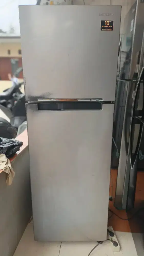 Kulkas 2 pintu samsung