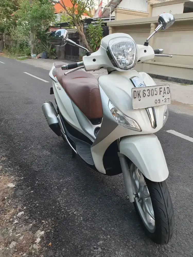 Di jual piaggio medley abs 150cc