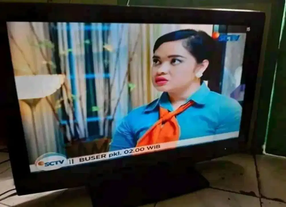 TV LCD LG 32 INCH MASIH ANALOG BLM DIGITAL.
